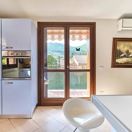 Apartmentsgarda - Casa Eline アパート *