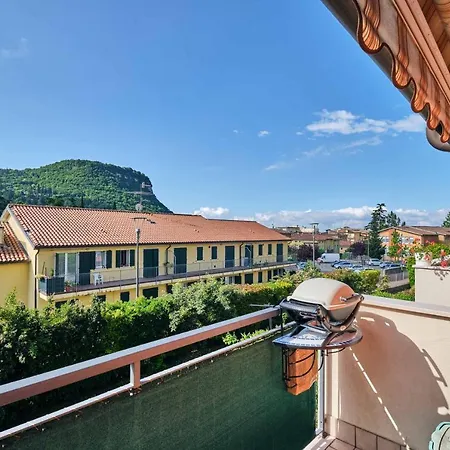 Apartmentsgarda - Casa Eline * ガルダ