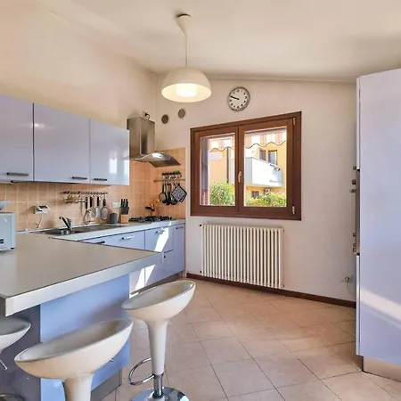 Apartmentsgarda - Casa Eline アパート *